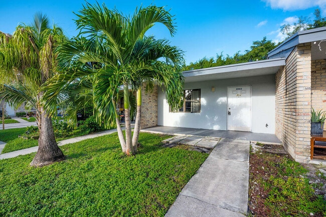 Photo - 4953 Freedom Cir Unit 302