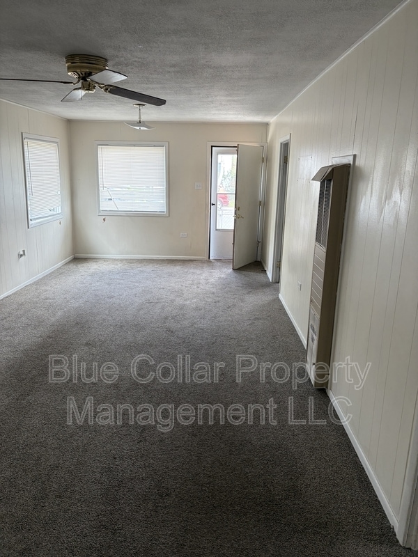Photo - 1011 E 3rd St