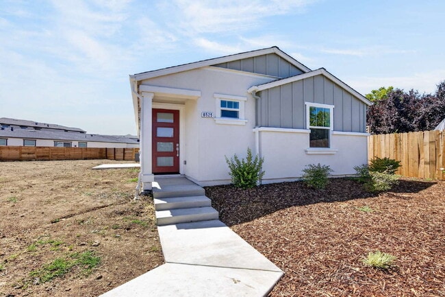 Photo - Charming 3-Bed, 2-Bath Home in Sacramento