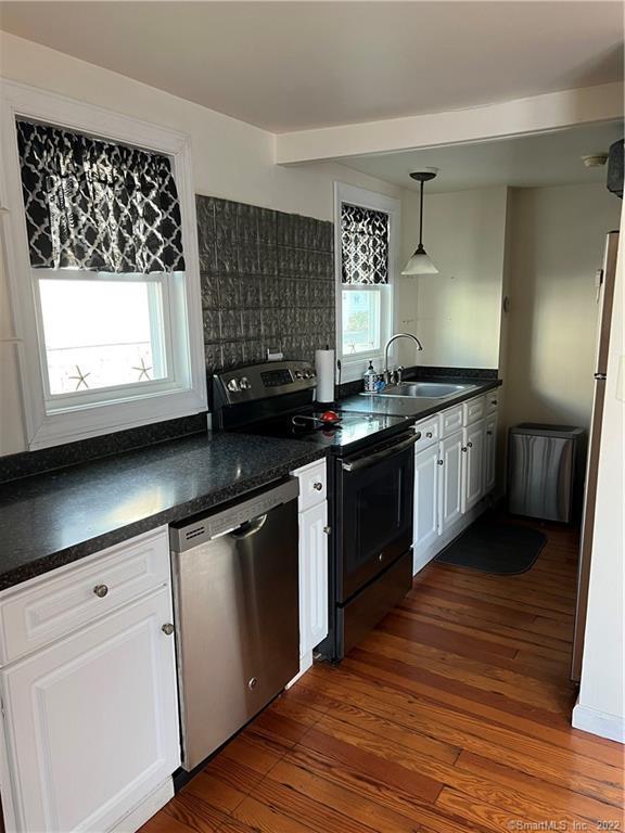 Photo - 48 Lawrence Ave