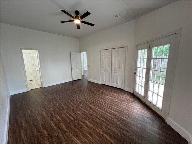 Photo - 985 N Daisy Ln