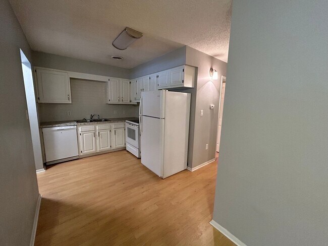 Photo - 2316-2318 N Raven Ln