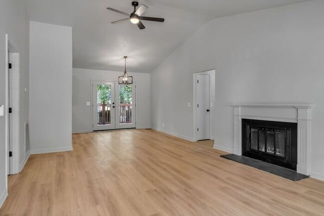 Photo - FOR RENT in Goodlettsville - Beautiful Renovation!