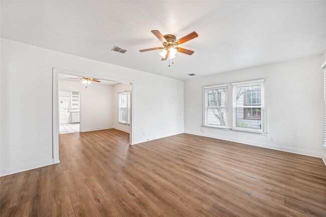Photo - 2802 Dancy St