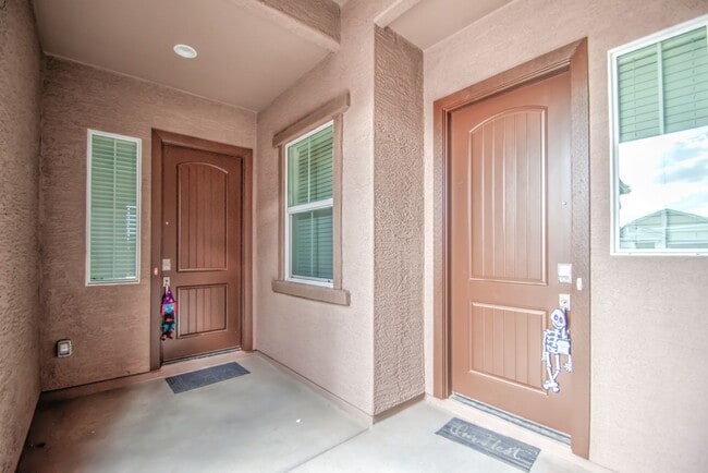 Photo - NEW 4 Bedroom home in Phoenix!