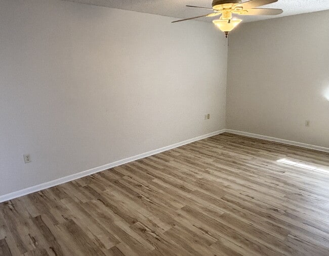 Photo - "Charming 3-Bedroom home in Mary Esther!"