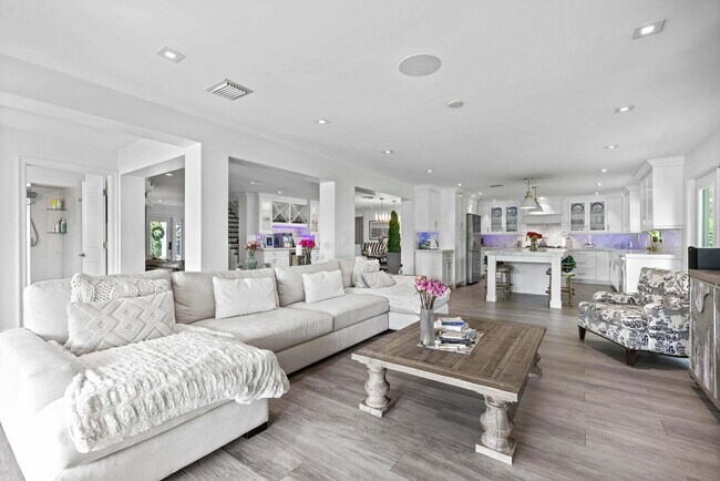 Photo - 6204 Celadon Cir