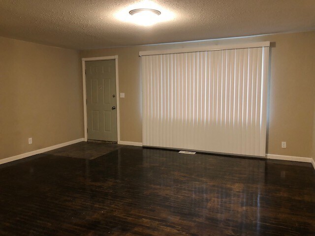 Photo - Lovely 3 Bed 1 Bath Home