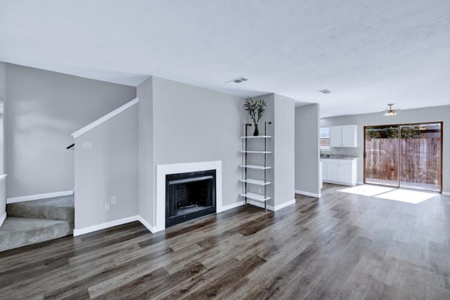 Building Photo - 610 Ridgeline Dr Rental
