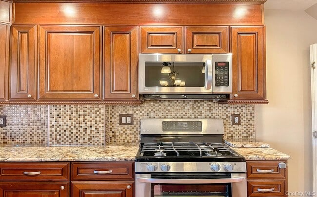 Photo - 166-66 22nd Ave