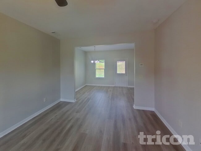 Photo - 30 Wyndham Ct