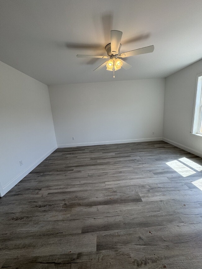 Photo - "Charming 3-Bedroom Retreat in Mars Hill: ...