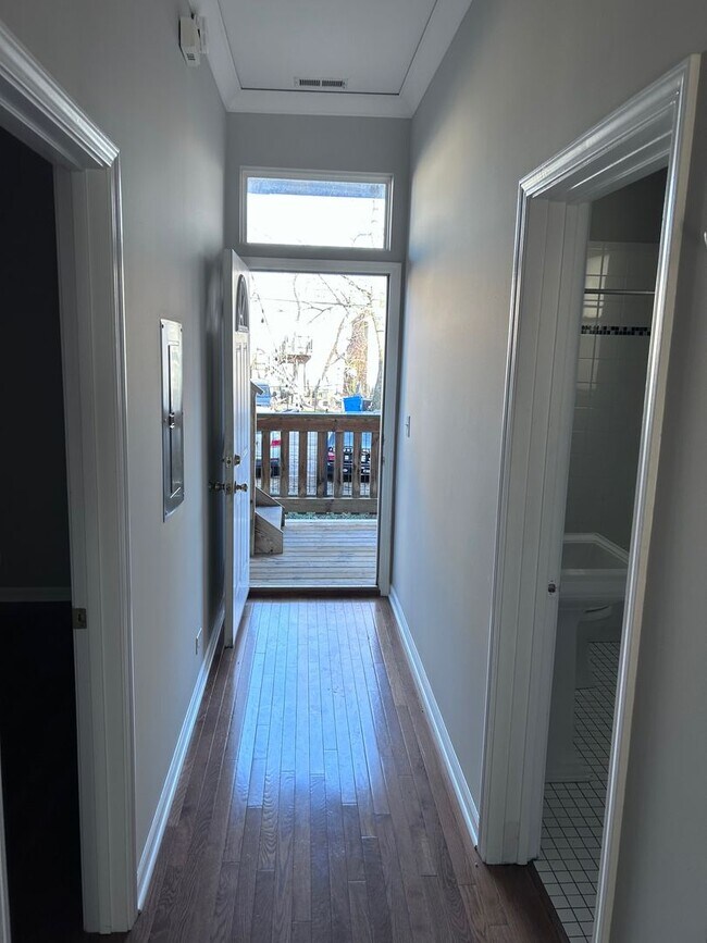 Photo - 1819 N Washtenaw Ave Unit 1st Floor