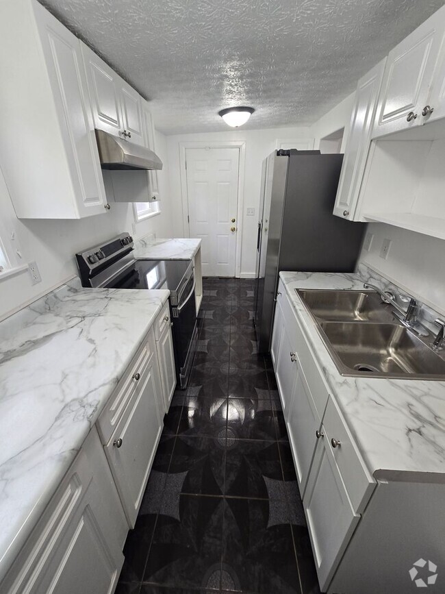 Building Photo - 2 BEDROOM SINGLE FAMILY Rental