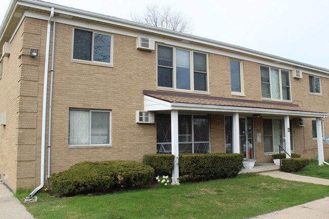 Building Photo - 26309 W 7 Mile Rd Unit 224 Rental