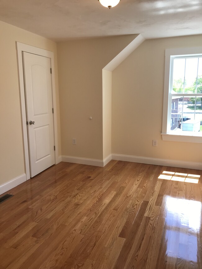 Photo - 146-148 Alma Unit 148