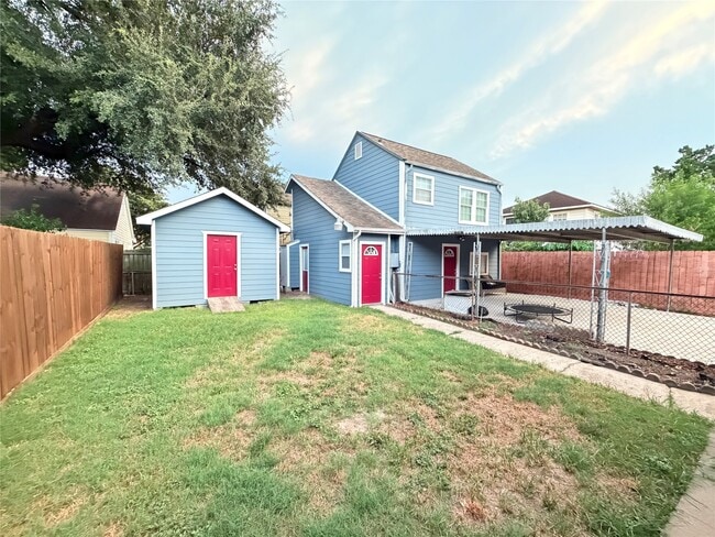 Photo - 5231 Leeland St