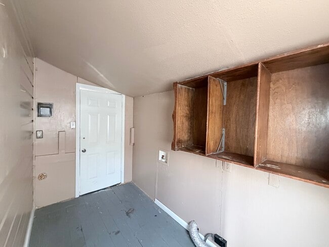 Photo - 17 Midway Dr