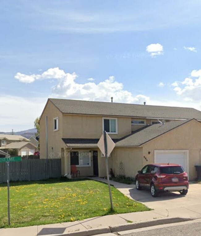 Photo - 996 W Greenslake Dr House