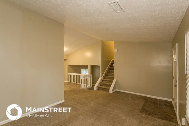 Photo - 5217 Scarbrough Ln