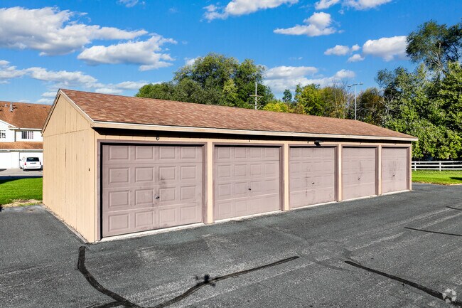 Photo - Kents West Apartments