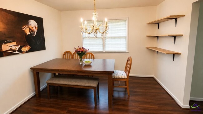 Photo - 142 Carter Woods Dr