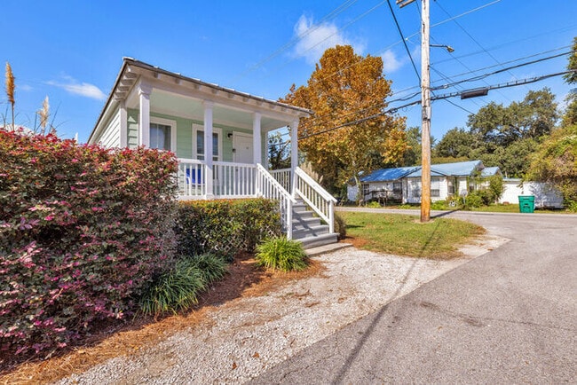 Photo - 171 Paradise Ave