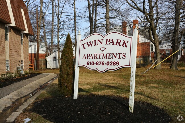 Photo - Twin Park Apartments