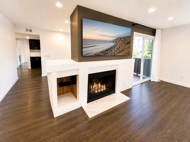 Building Photo - 50 Corniche Dr Unit G