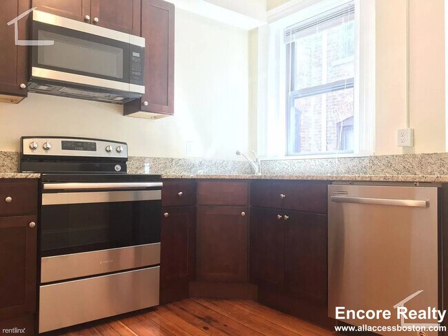 Photo - 1463 Beacon St Unit 34