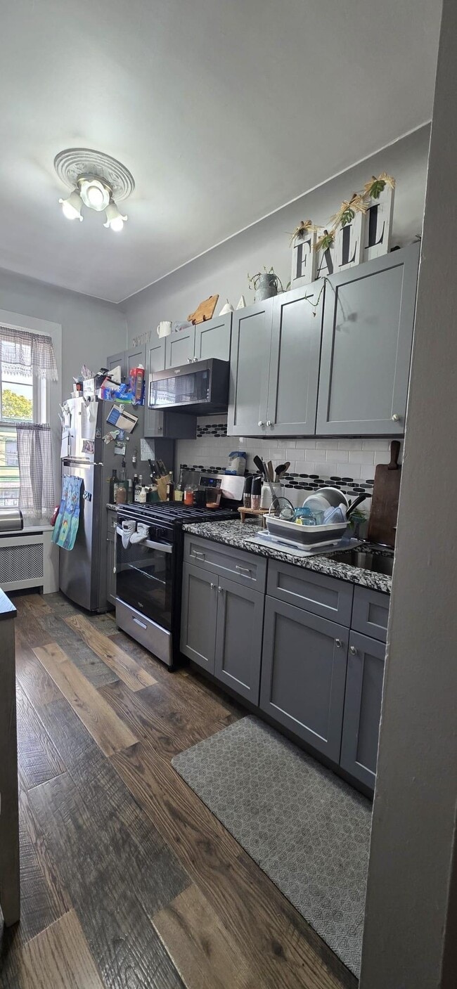 Photo - 1715 Palisade Ave Unit 3