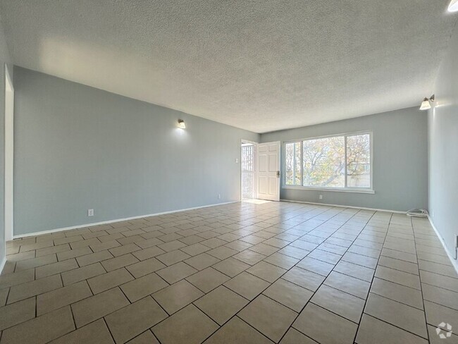 Building Photo - 8118 Stanford Ave Rental