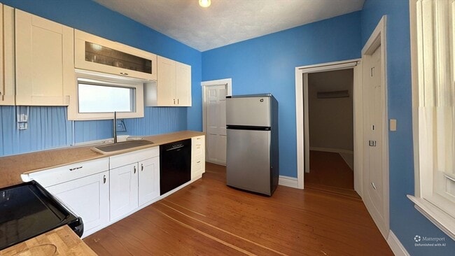 Building Photo - 55 Glenwood Rd Unit 1