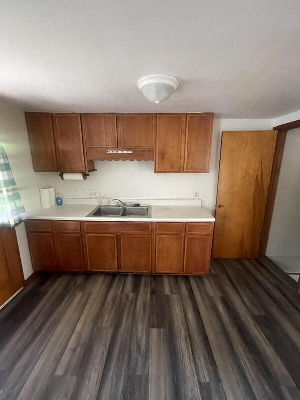 Photo - 1221 E 2nd St