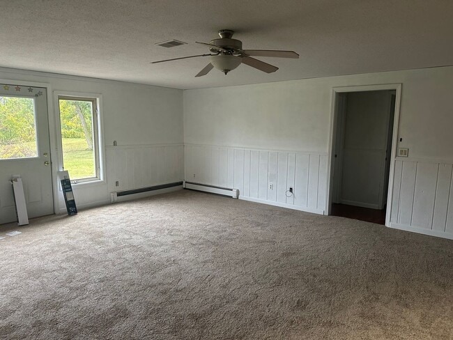 Photo - 3 bedroom available for immediate move in!