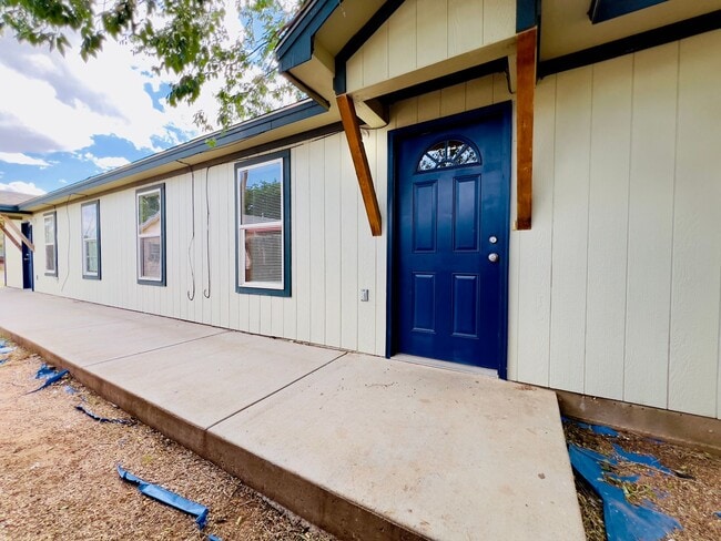 Photo - PM3 - 324 37th - TNT Unidad B