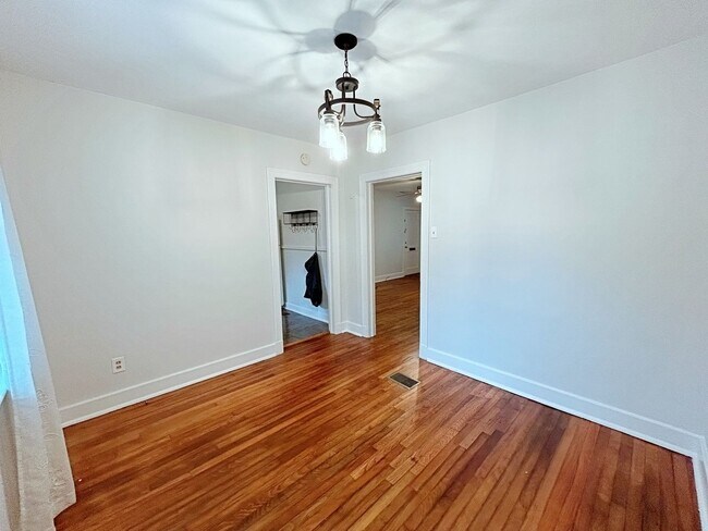 Photo - 2 Bedroom off Acadian Thwy At the Villa