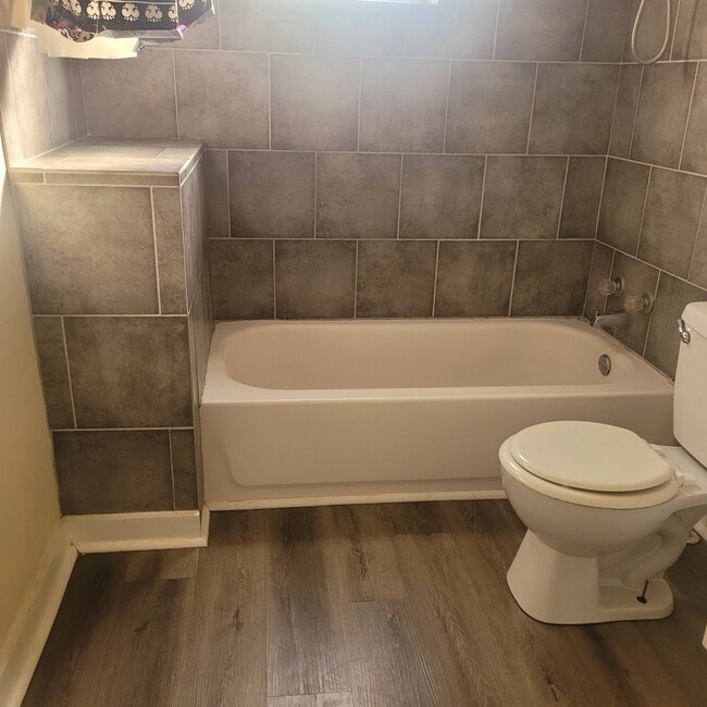 Photo - 507 8th St N