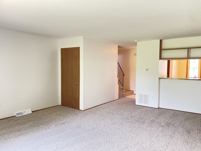 Living Room - 5049 Catawba Dr