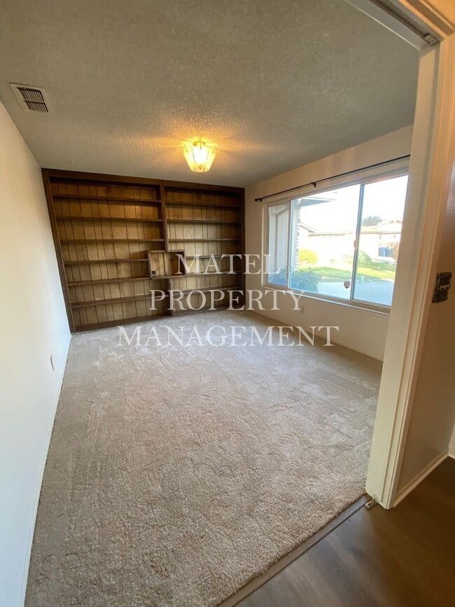 Photo - Move in Special see AD