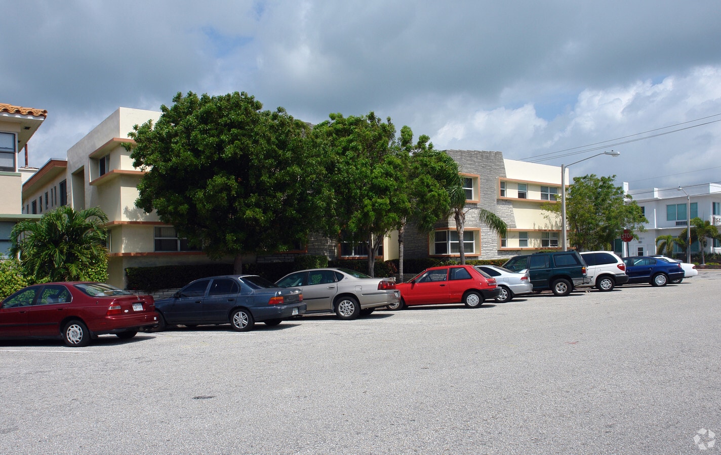 Photo - 7344-7350 Byron Ave