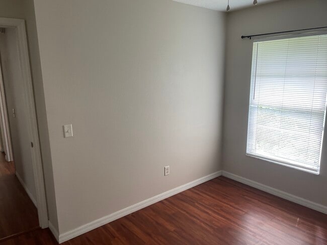 Photo - 845 Pearl St,