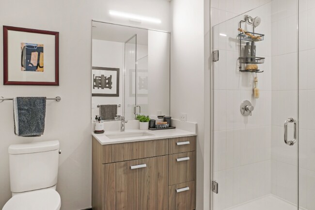 Photo - 499 E Waterside Dr