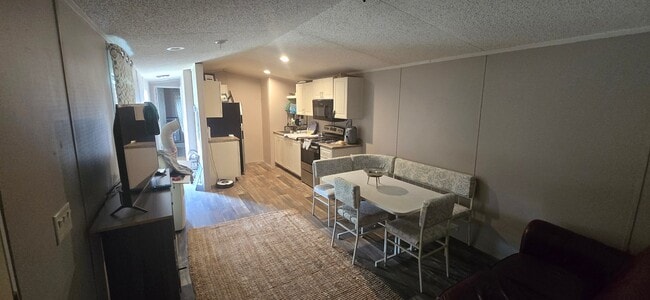 Photo - 12 W Palm Cir