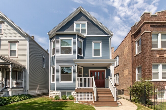 Building Photo - 3446 N Springfield Ave Unit 2