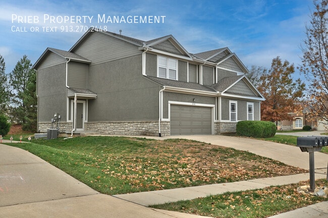 Building Photo - 727 N Findley- Rental