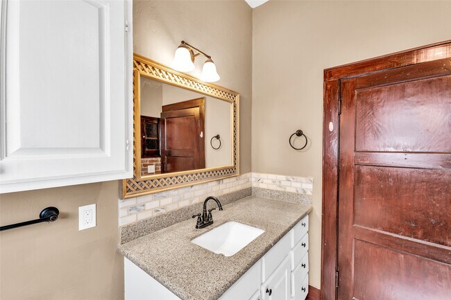 Photo - 3010 Avenue Q Unit 3