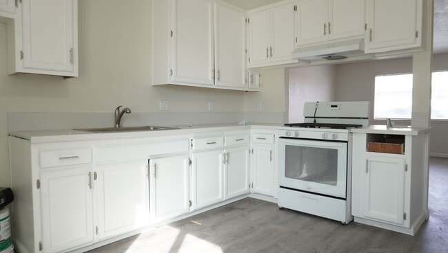 Photo - NOR139 Unit Apt B