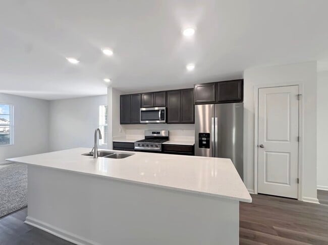 Photo - 324 Basin Ct