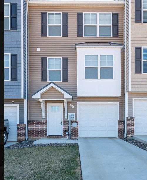 Building Photo - 185 Carnes Wy